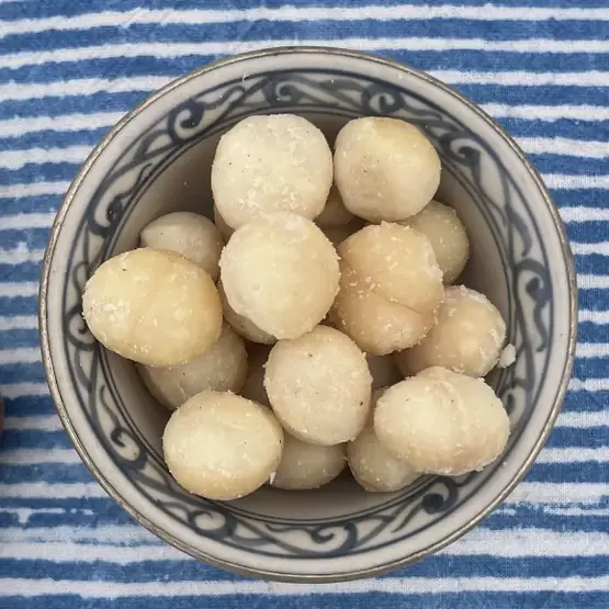 Dry Roasted Macadamias