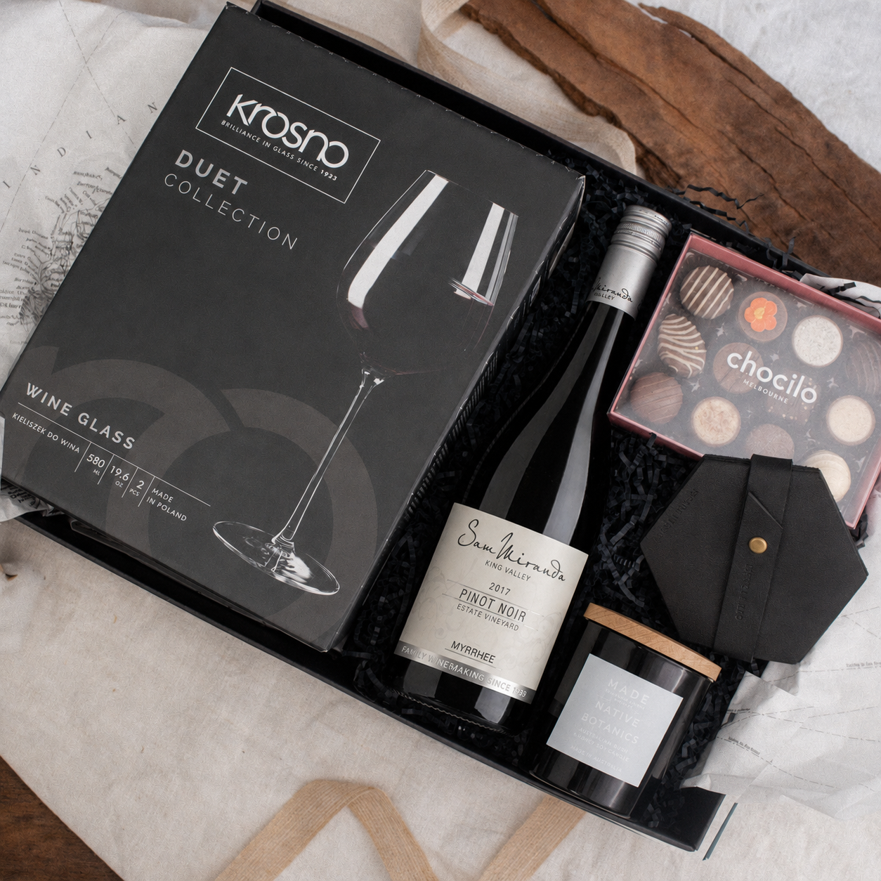 Warm Up With Red Hamper