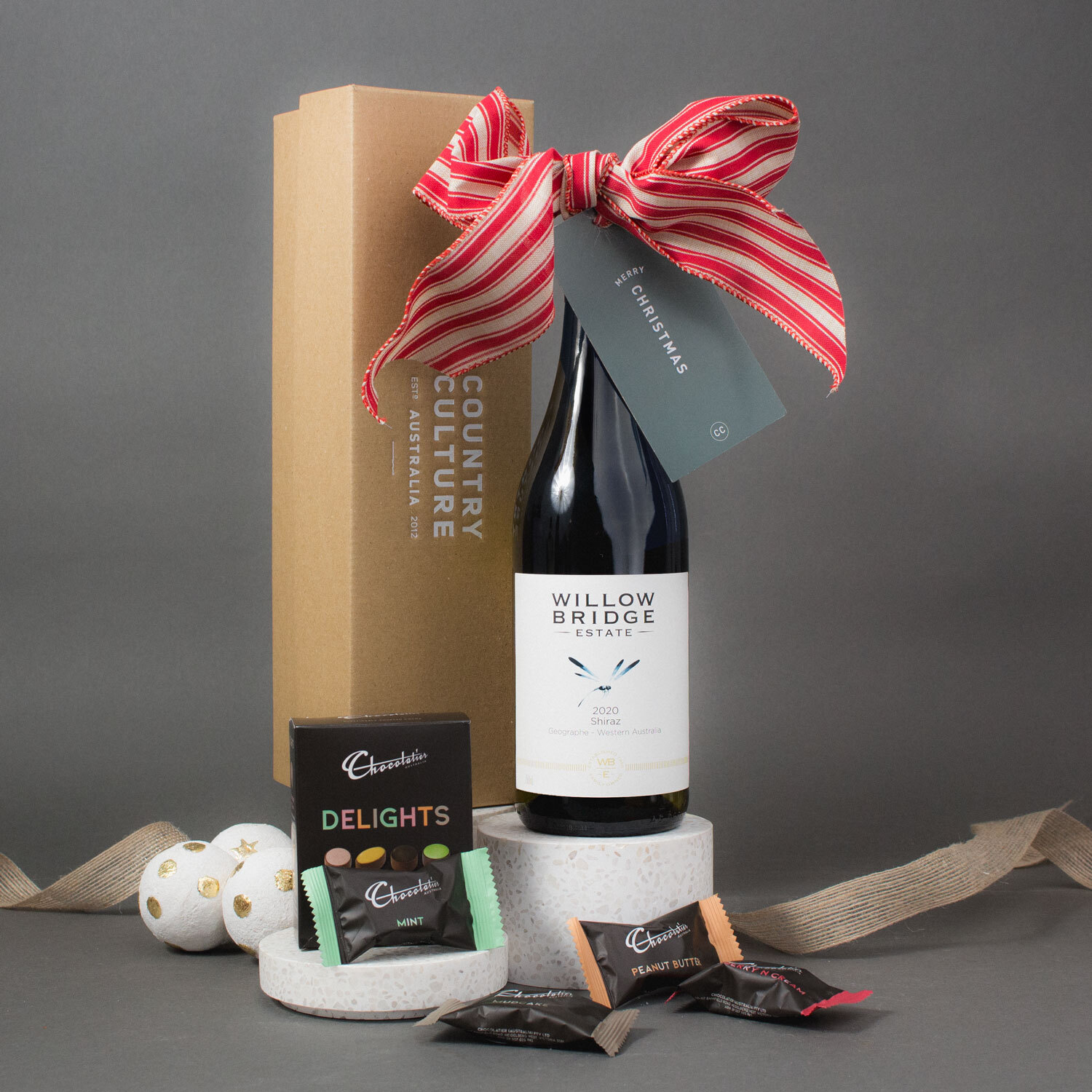 Shiraz Wine with Chocolates Gift Hamper