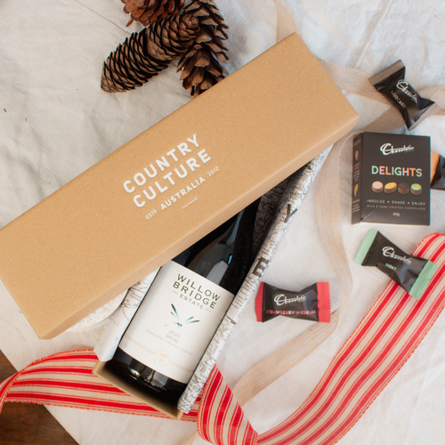 Shiraz Wine with Chocolates Gift Hamper