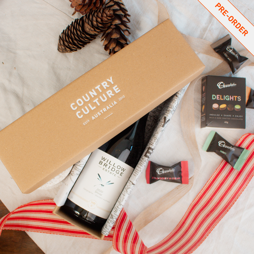 Shiraz Wine with Chocolates Gift Hamper