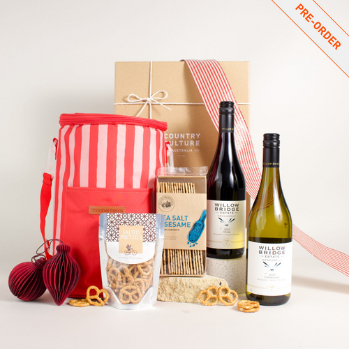 Picnic &amp; Pour Hamper